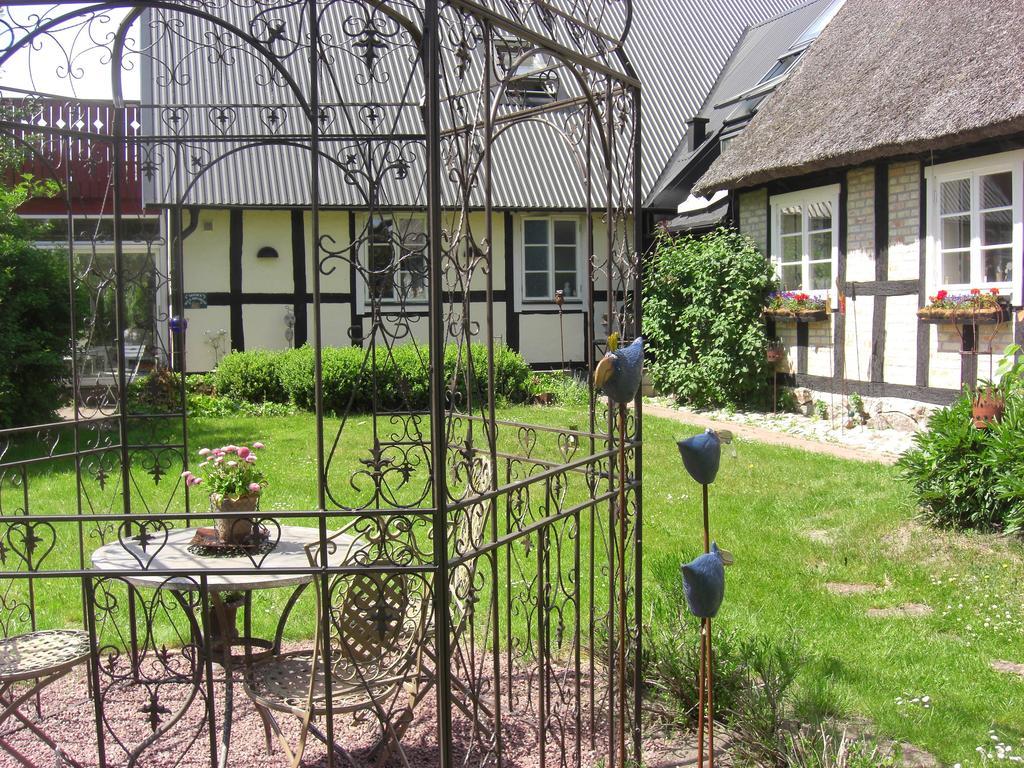 Aengshyddan B&B Yngsjo Exterior photo